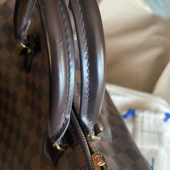 ⭐️SOLD⭐️Authentic Louis Vuitton SPEEDY BANDOULIÈRE 30 - Picture 11 of 14
